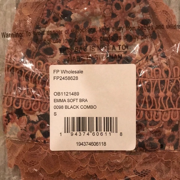 NWT FREE PEOPLE Emma Soft Bralette in Black Combo - Picture 6 of 6
